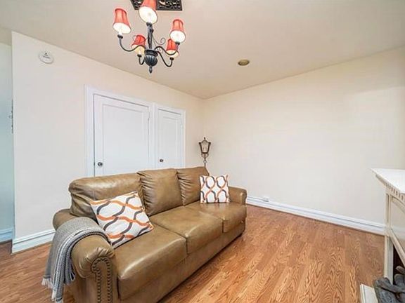 4th image of 56 Glenwood Ave APT 28