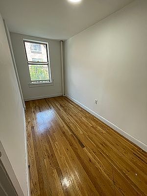 4th image of 150 E 3rd St APT 4C