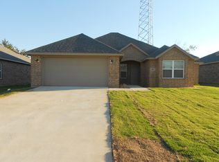 99 Matthew Dr, Durant, OK 74701