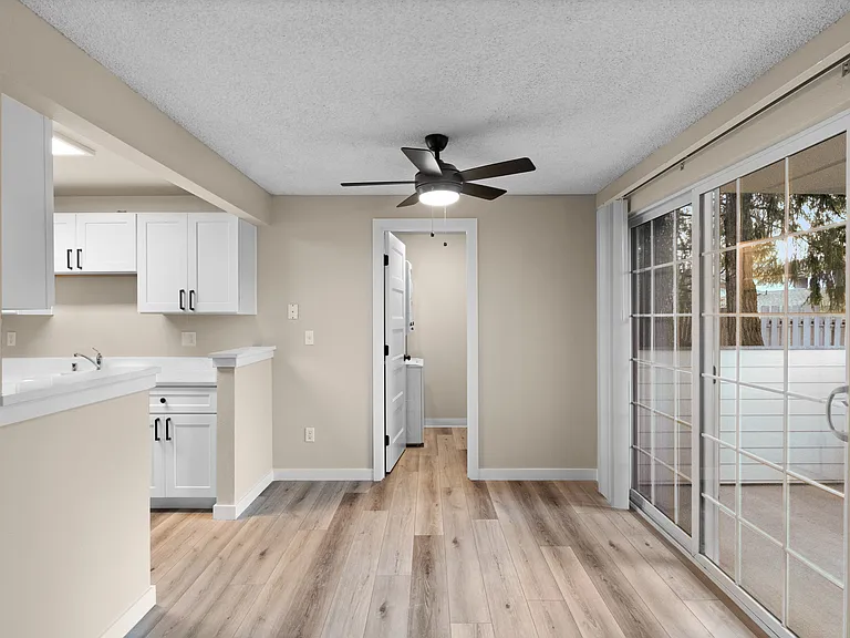 2 Bedroom