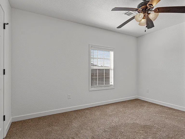 Secondary Bedroom| Deerfield Crossing| Townhome