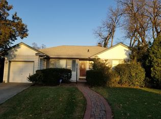 1120 Agnes Ct, Valley Stream, NY 11580