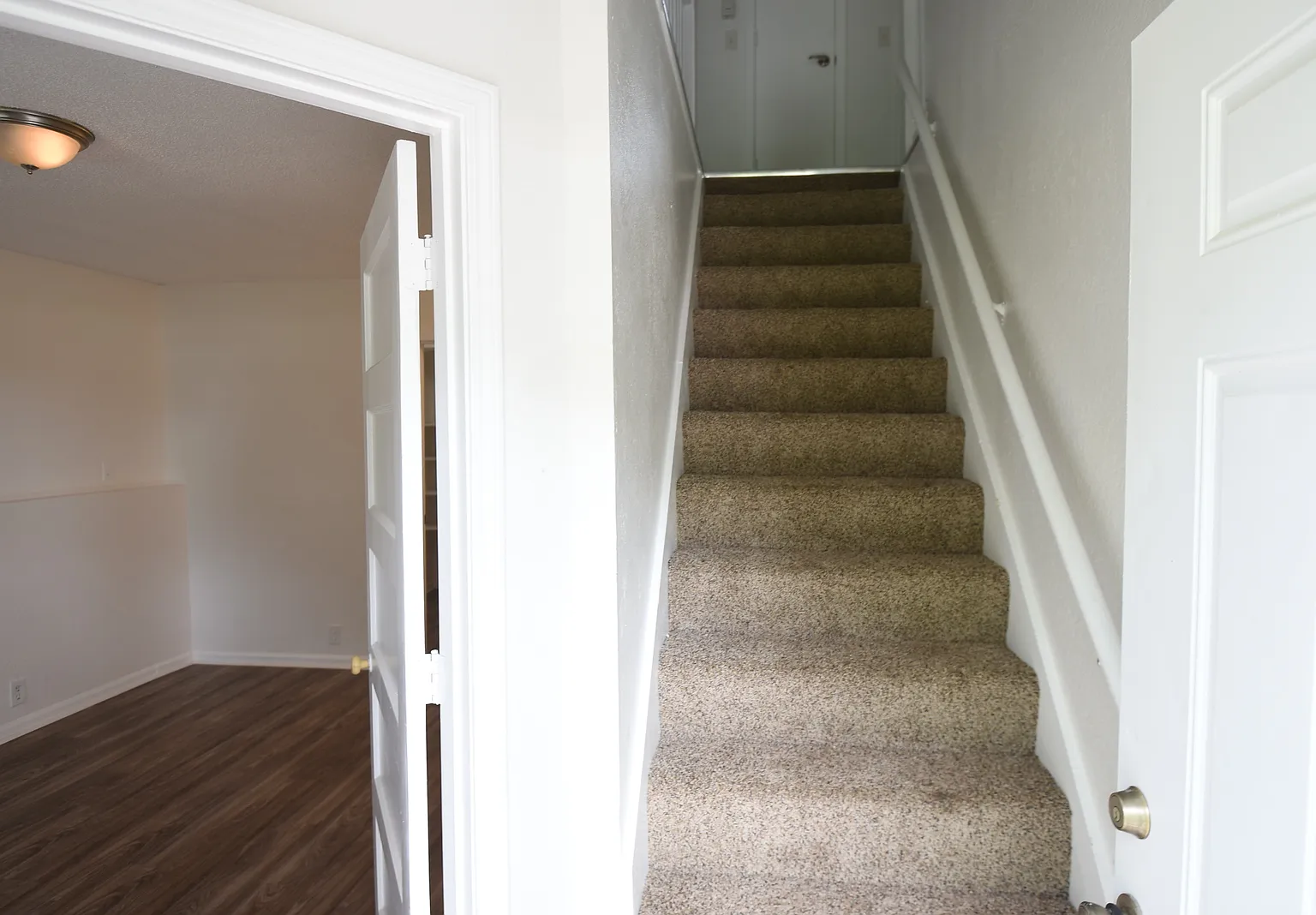 3 bed, 1200 sqft, $1,695 — Photo 3