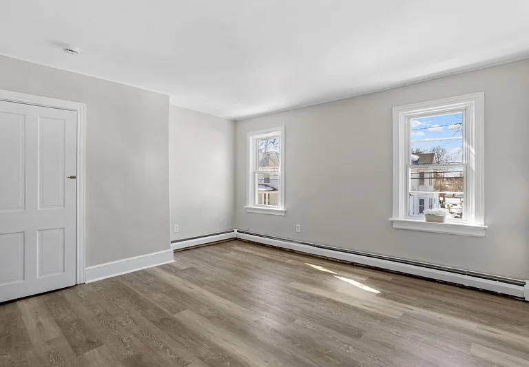 415 Wood St — Photo 12