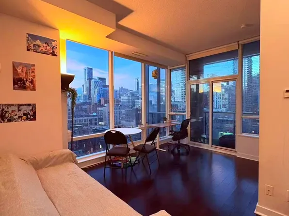 295 Adelaide St W, Toronto, ON