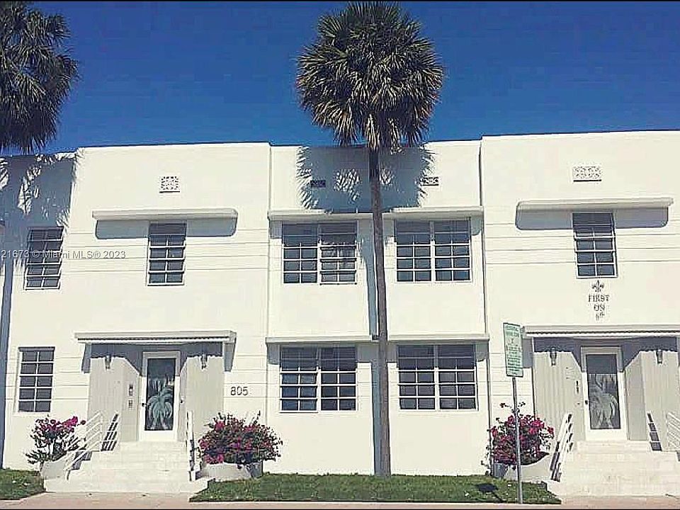 1st image of 801 8th St #204