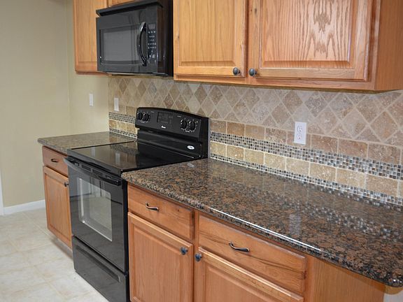 4th image of 17706 Heritage Ct