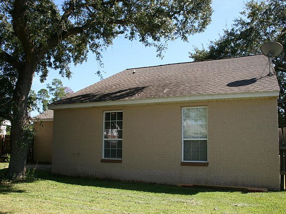 5th image of 315 Lorraine Ave