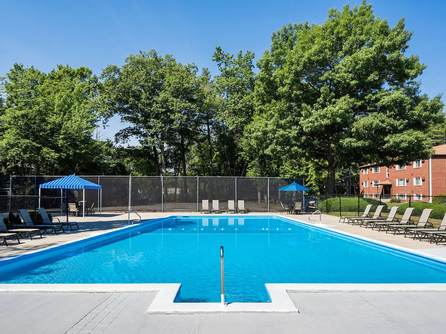 Brook Village West — Photo 2