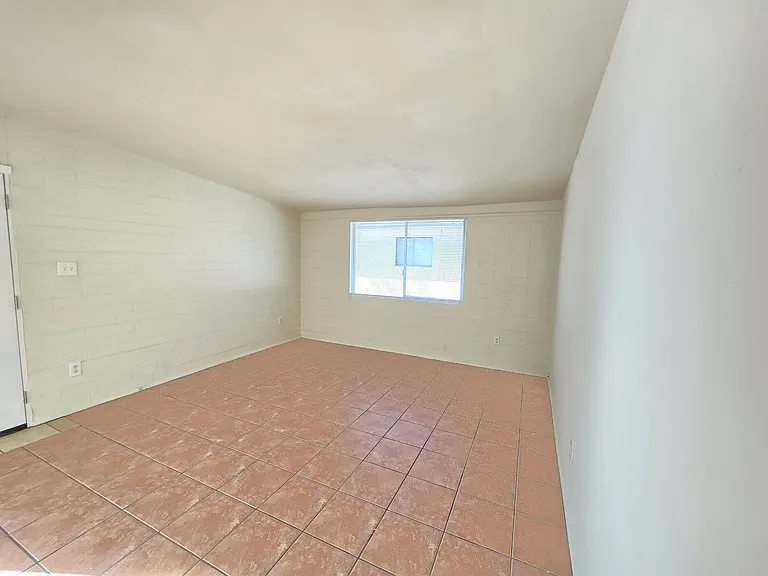 6637 E Cheery Lynn Rd #A — Photo 7