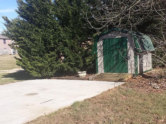 5th image of 690 Bethany Ct