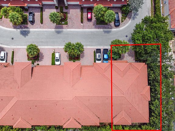5th image of 4930 Vine Cliff Way E