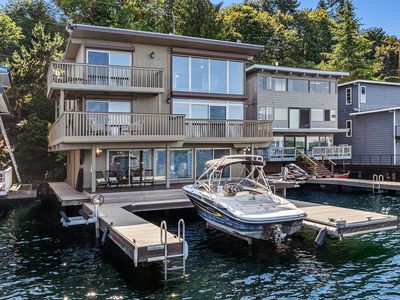 9654 Rainier Avenue S, Seattle, WA, 98118