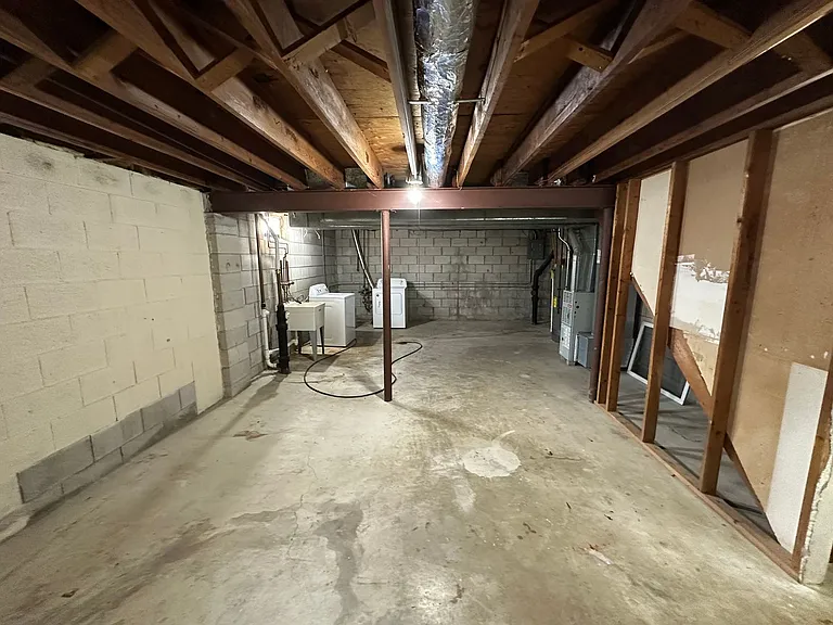 2018-2020 S Grand Ave. (Duplex) — Photo 6