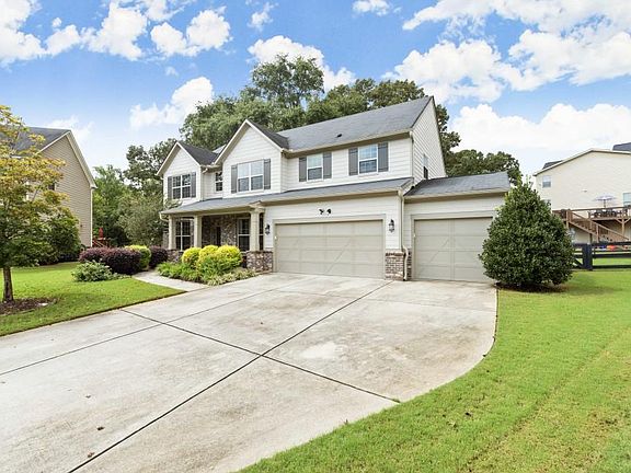 2nd image of 306 Ashgrove Ct