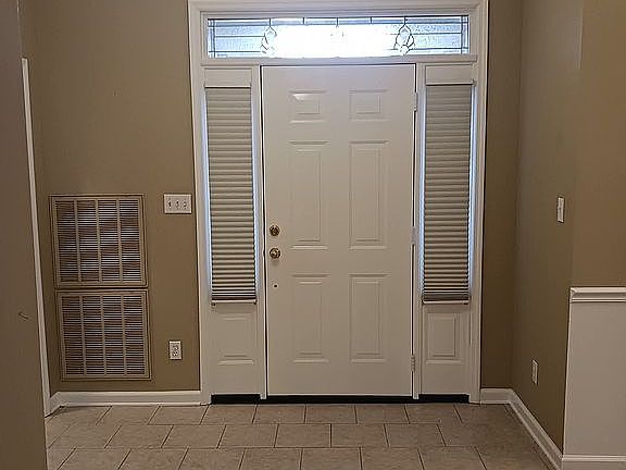 4th image of 2367 Parc Pl