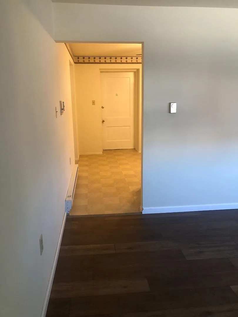 35 N 4th St - Apartment 1 — Photo 4
