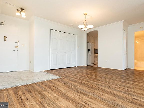 2nd image of 4600 S Four Mile Run Dr APT 1207