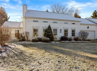 10248 Brighton Cir, Twinsburg, OH 44087