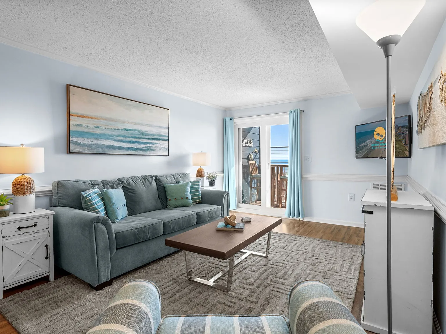 2 bed, 900 sqft, $1,900 — Photo 4