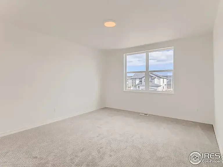 6440 Rolling Creek Dr — Photo 8