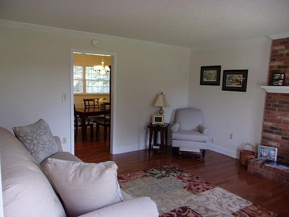 5th image of 124 Arondale Ct