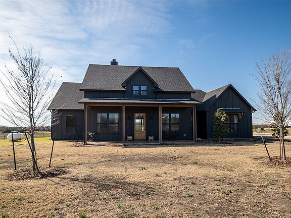 2nd image of 375 Wolf Front Rd