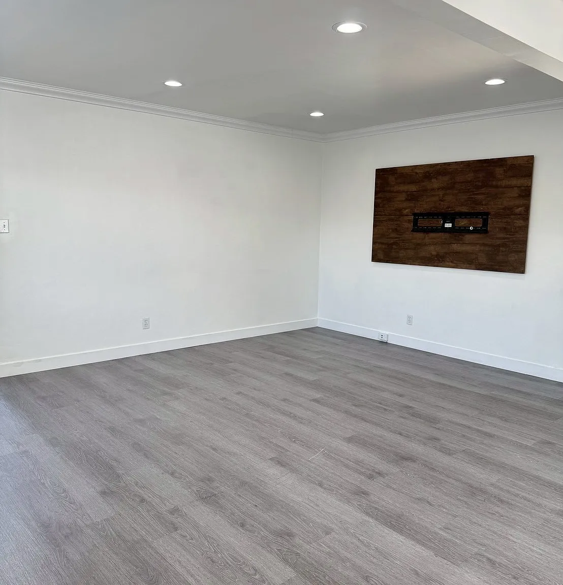 2 bed, 891 sqft, $3,200 — Photo 4