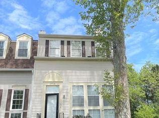 3604 Sweethorn Ct, Fairfax, VA 22033