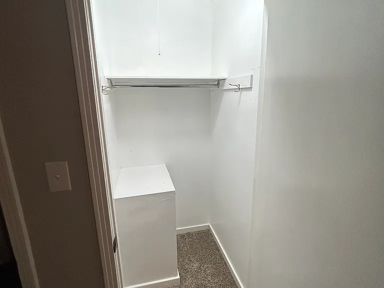 21 Robin Hood Ln — Photo 15