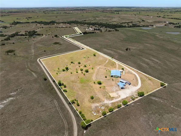 2124 Hackberry Rd, Holland, TX 76534
