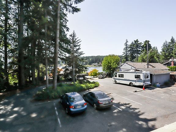 3rd image of 2001 Northlake Way NW #A
