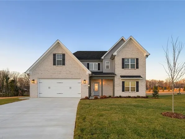 279 Sandpiper Dr, Lexington, NC 27295