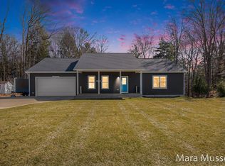 4061 Ronalds Rd, Dorr, MI 49323