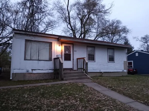 1831 223rd St, Sauk Village, IL 60411