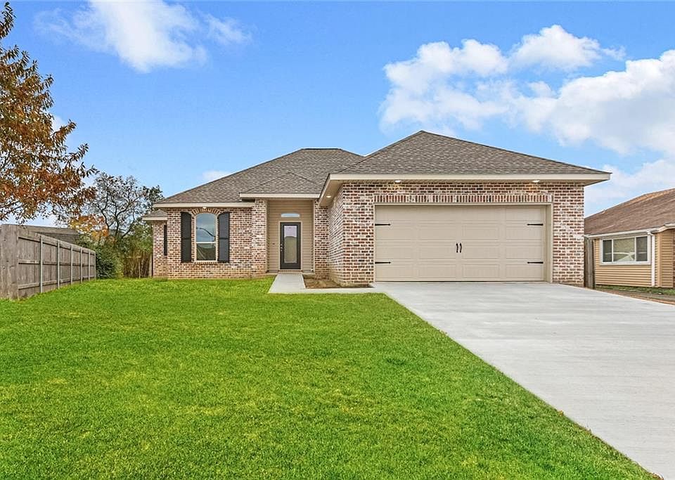 1st image of 12 Cane Dr