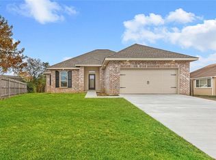 12 Cane Dr, La Place, LA 70068