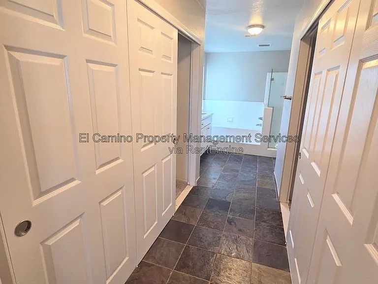 1728 Lake St — Photo 38
