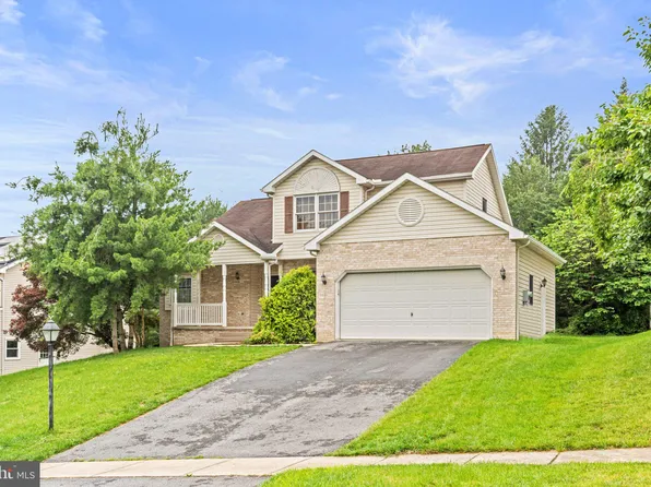 6429 Churchill Rd, Harrisburg, PA 17111