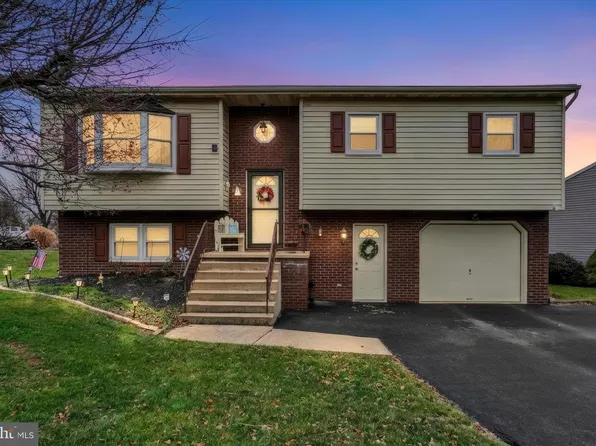 2545 Onyx Rd, York, PA 17408
