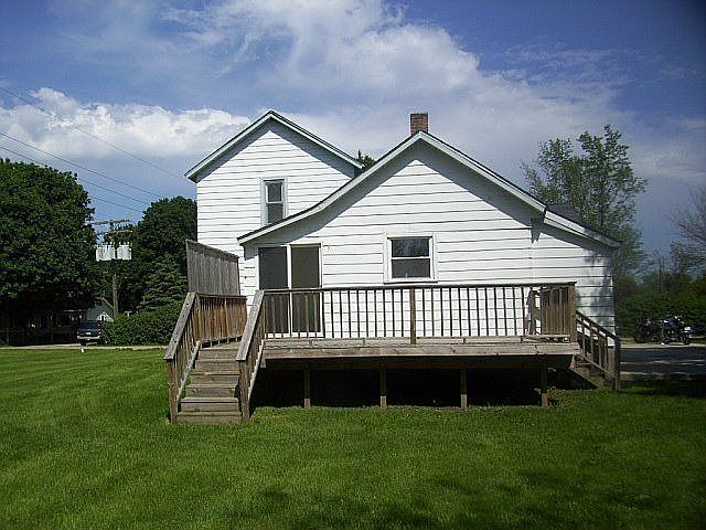 2nd image of 8834 Hanes Rd