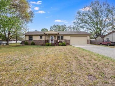 520 Riverview St, Douglass, KS, 67039