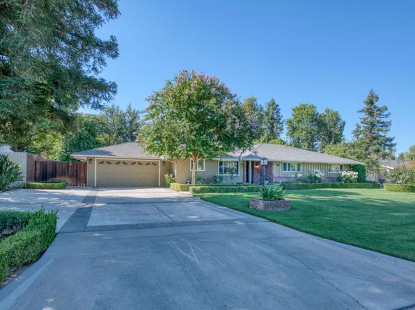 1465 W Dovewood Ln, Fresno, CA 93711