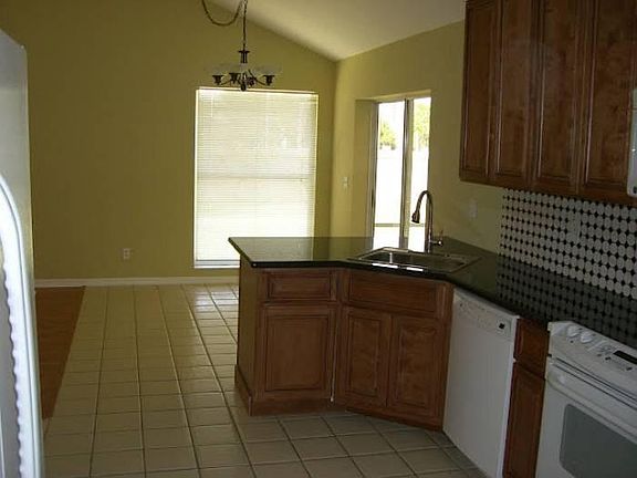 5th image of 12637 Shannondale Dr