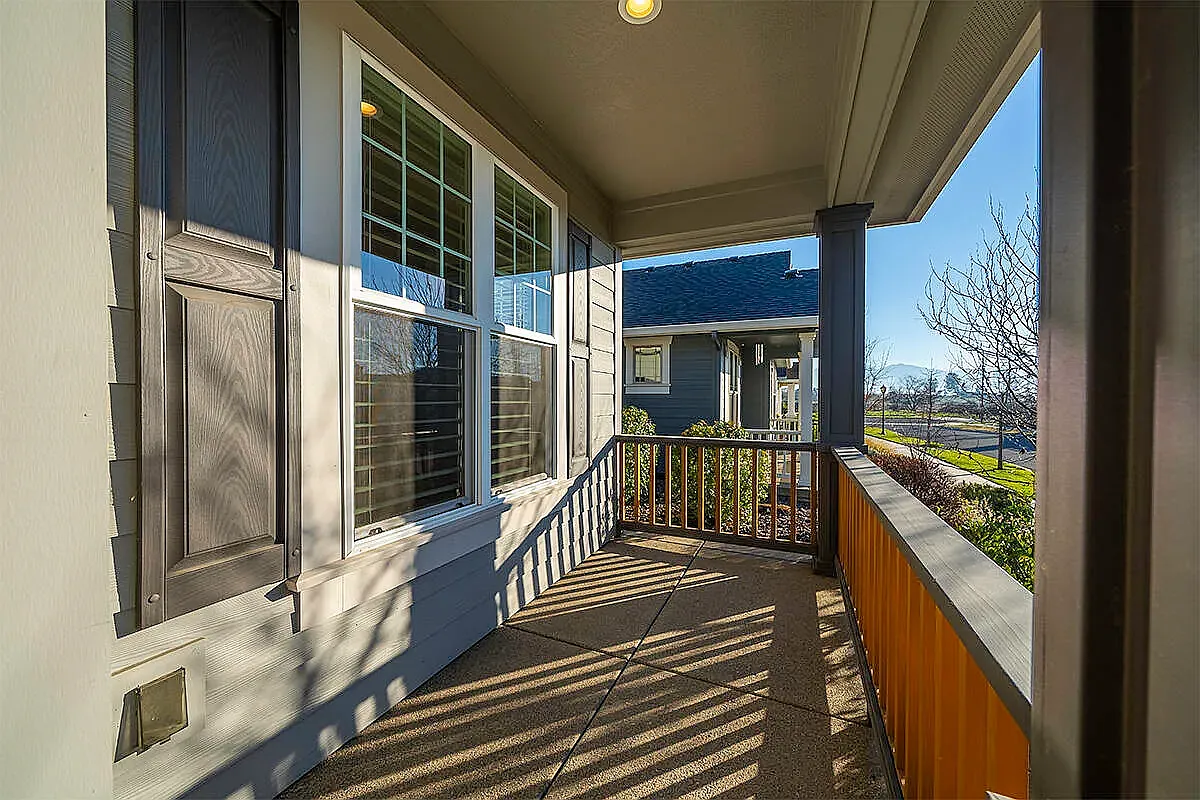 Building Photo - 575 Windsong Way