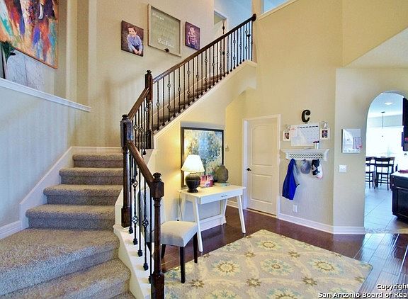 3rd image of 1802 Lindal Pointe