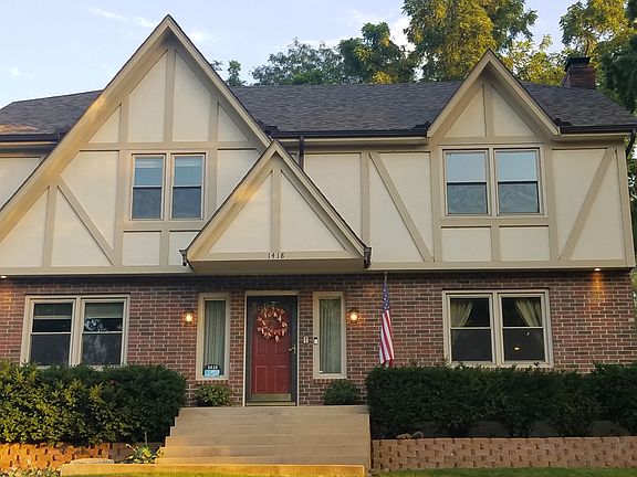 3rd image of 1418 NW Woodcreek Cir