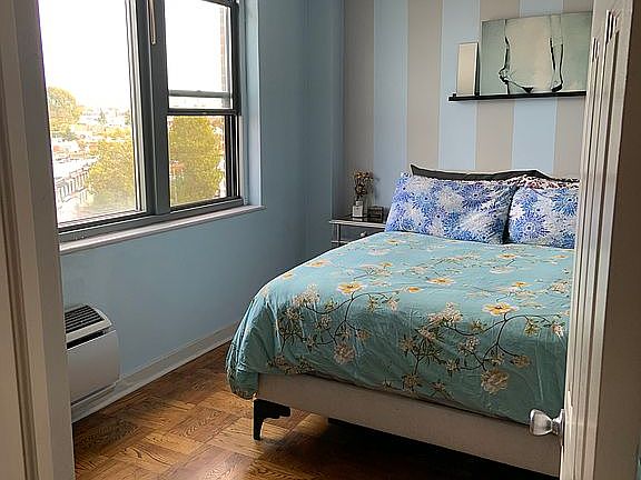 4th image of 2601 Pennsylvania Ave APT 930