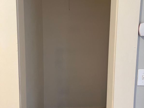 625 Crittenden St APT D