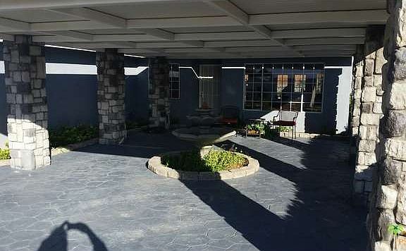 4th image of 10880 Ambrosio Dr